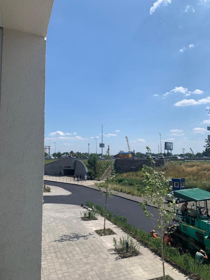 New 3 Rooms Apartment Near The Metro Station Киев Экстерьер фото